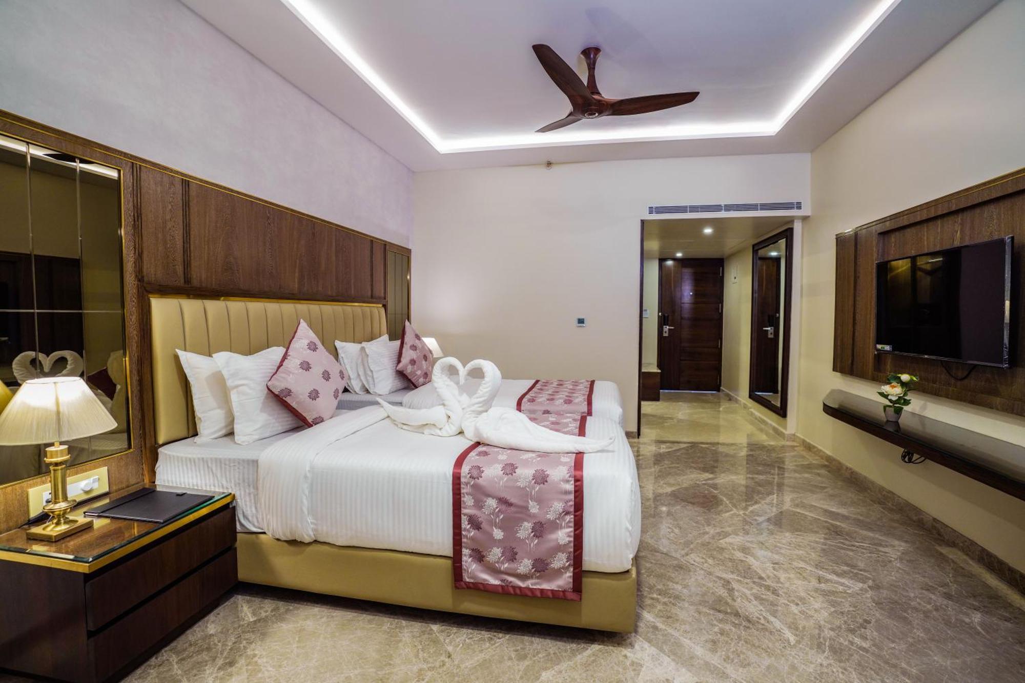 Uva Manish Hotel Kundapur Exterior photo